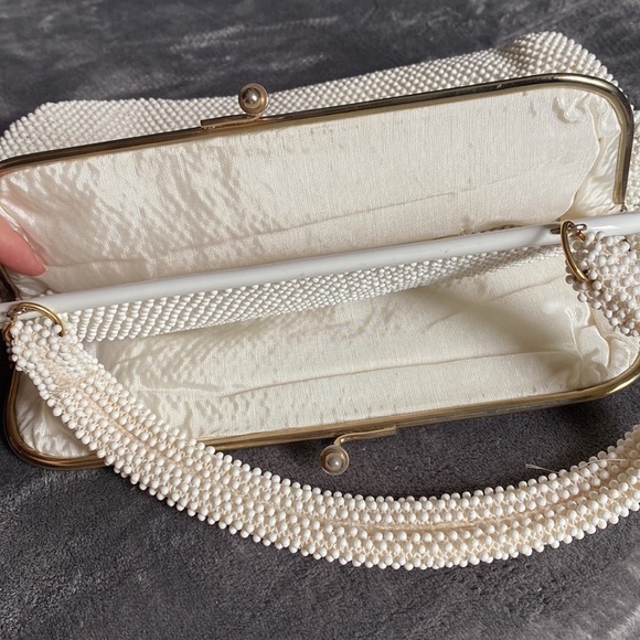 Vintage 1960’s limited lumured beaded bag - Picture 4 of 4